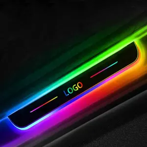 Lámpara de bienvenida de cortesía inalámbrica para coche personalizada de fábrica, 4 Uds., con logotipo o texto, Pedal de puerta de coche, luces de camino, luces Led para alféizar de puerta