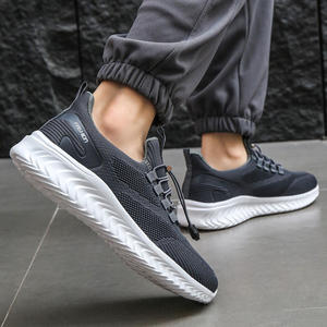 Nuevas zapatillas deportivas ligeras para hombre, zapatillas para correr y trotar por la mañana, zapatillas para correr en el parque, zapatillas para correr transpirables de malla informales - Product Image 4