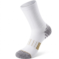 Chaussettes de sport respirantes personnalisées de haute qualité, chaussettes de course tricotées respirantes, chaussettes de basketball pour hommes et femmes