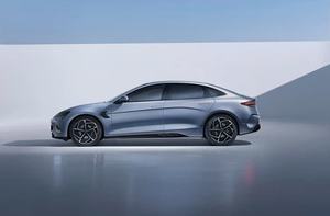 Yüksek performanslı yeni SEAL mühür 4WD elektrikli EV araba 2024 | RWD | 580km aralığı | 5 kişilik LHD sağ sürücü özelleştirilebilir - Product Image 3