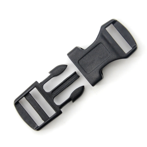 Clips de <span class=keywords><strong>bracelet</strong></span> en <span class=keywords><strong>paracorde</strong></span> incurvée 5/8 ''boucles à dégagement latéral rapide en plastique boucle de sac à dos - Product Image 5