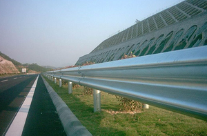 Rào cản giao thông hàng rào đường cao tốc W chùm bảo vệ đường ray chống va chạm hàng rào an toàn đường bộ - Product Image 6