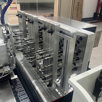 Machine de perçage et de taraudage automatique multi-axes pour profilés en aluminium, avec perçage latéral et taraudage, prise en charge de la personnalisation