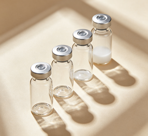 Frascos de Vidrio Borosilicato de Alta Transparencia, Varios Tamaños 3ml 5ml 10ml, Botellas de Almacenamiento Equipadas con Tapas Plateadas Desprendibles - Product Image 4