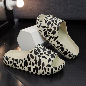Diapositivas de ducha de cebra, Zapatillas de casa de nube con estampado de animales, sandalias de suela gruesa de guepardo para mujer, chanclas de granero para mujer - Product Image 3