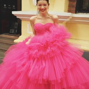 Pink Tulle Ball Gown Wedding Dress Sweetheart Neckline Natural Waistline Cake Skirt Style For Bridal Photography - Product Image 1