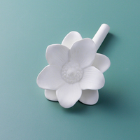 Bouteille en céramique de fleur de parfum d'ambiance personnalisée pour la maison diffuseur de roseaux de parfum décoratif bol en céramique de roseaux