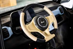 Vehículo Eléctrico de Nueva Energía de Cuatro Puertas, Cuatro Asientos y Cuatro Ruedas, Silencioso y de Bajas Emisiones, en Oferta - Product Image 6