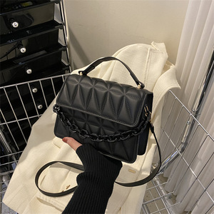 2026 New Retro Minimalist Small <b>Square</b> Bag Women Lattice Chain Handbag Versatile Shoulder Crossbody Daily Fashion Purse - Product Image 3