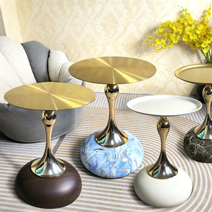 Elegante Tavolino Rotondo con Base in Legno e Pietra Multicolore, Gambo a Tulipano in Oro Lucido, Arredamento Moderno per <span class=keywords><strong>Soggiorno</strong></span> - Product Image 6