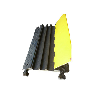 SH20-3B Nuovo Passacavo Flessibile Giallo a 3 Canali, Copertura Temporanea per Pavimenti, Protezione Cavi <span class=keywords><strong>in</strong></span> PVC - Product Image 5