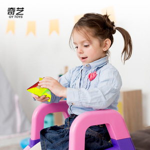 Qiyi Qiming S2 Pyramid Cube 3x3 Triangle Jouet éducatif pour enfants - Product Image 4