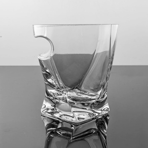 Verre à bière en cristal sans plomb de luxe léger, fabriqué par Creatist, pour spiritueux occidentaux, usage domestique et bar à whisky - Product Image 3
