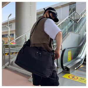 Bolsa de Gimnasio Deportiva Expandible Personalizada de Alta Calidad RUIQUWIN, Gran Capacidad, Ligera, Portátil, de Secado Rápido y Resistente al Desgaste - Product Image 4