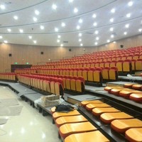 Sièges télescopiques d'extérieur JY-765 pour stades sportifs, terrains de basketball, théâtres – Chaise pliante verte en moulage par soufflage creux