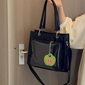 กระเป๋าครอสบอดี้ทรงสี่เหลี่ยมหนัง PU ยี่ห้อ LILALILA สำหรับผู้หญิง - ปิดซิปกันน้ำ พกพาสะดวก จุของได้เยอะ เหมาะสำหรับงานอนิเมะ - Product Image 4