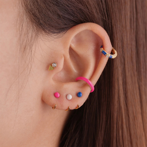 Pendientes CANNER, Aros Colgantes de Bambú Personalizados, Flor Colorida, Pequeños y Delicados, Hechos a Mano en 2023, con Esmalte Azul Tiffany - Product Image 6