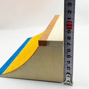 Rampe en bois professionnelle pour fingerboard, rampe de 1 à 4 quarts de <span class=keywords><strong>pipe</strong></span>, obstacles faits à la main pour les professionnels - Product Image 4