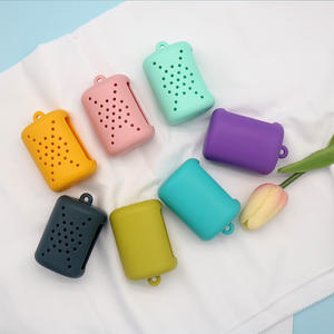 En stock Porte-serviettes d'été pour salle de sport Ensemble portable en microfibre de silicone à séchage rapide avec housse en silicone imprimée - Product Image 2