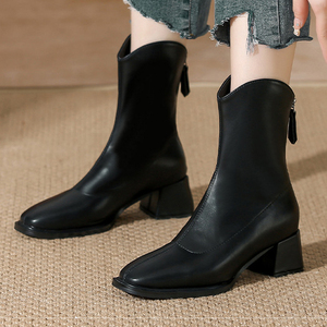 Bottines de mode de luxe pour filles, bottes courtes de <span class=keywords><strong>Cowboy</strong></span> Sexy pour femmes, bottes d'hiver pour femmes, livraison directe - Product Image 1