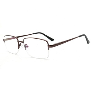 Gafas Metálicas KM751 para Hombre, Estilo Clásico, Maduro y Sofisticado, Aptas para Miopía y Presbicia - Product Image 2