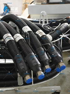 Tuyau de robot de revêtement avec longueur et diamètre intérieur personnalisables, tuyau chauffant en PTFE - Product Image 3