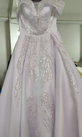 Robe de mariée de bal africaine 2026 ornée de perles et de paillettes, décolleté épaules dénudées, en satin de qualité supérieure avec traîne élégante