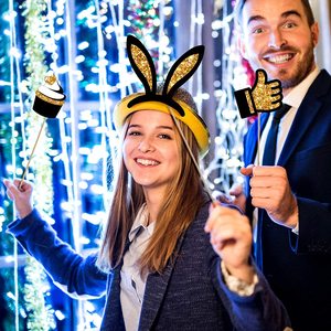 Accesorios para fotomatón de fiesta, mezcla de sombreros, copa de <span class=keywords><strong>vino</strong></span>, lápiz labial, corbata, <span class=keywords><strong>coronas</strong></span> y más, para variedad de suministros de fiesta y boda, color dorado limón - Product Image 6