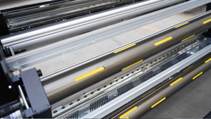 Impresora de sublimación de 1,8 m comercial de Impresión textil de tela - Product Image 6