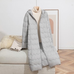 Novità 2025: Giacca Corta Ultraleggera Impermeabile da <span class=keywords><strong>Donna</strong></span>, Imbottita con 90% Piumino d'Oca Bianco, per Autunno e Inverno - Product Image 5