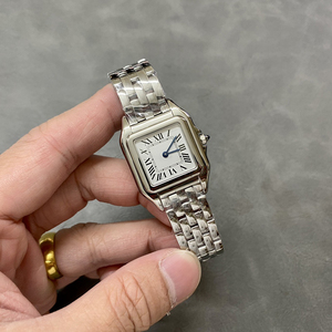 Reloj de Lujo para Mujer con Diseño de Diamantes Brillantes en Acero Inoxidable, Cristales de Estrás, Esfera con Números Arábigos Personalizada OEM, Caja de Aleación - Product Image 1