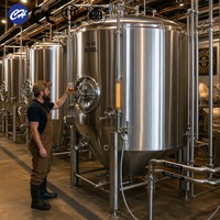 Tanque de Almacenamiento de Leche Sanitario con Certificación CE, SS316L, 3000L, Controlado por PLC, Larga Vida Útil, Fabricante Chino