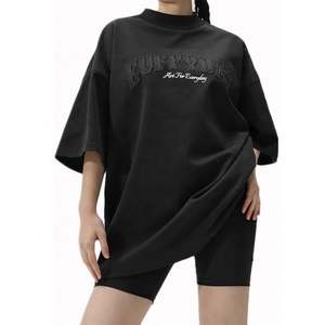 Camiseta de gran tamaño personalizada para mujer, Camiseta de cuello simulado, Camiseta de algodón 180 Gsm - Product Image 1