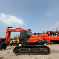 Excavatrice d'occasion Doosan DX225LC-9C à prix avantageux, 22 tonnes, hydraulique, sur chenilles, pour travaux de terrassement, en stock