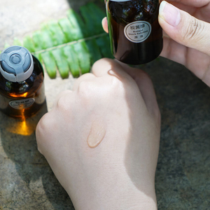 OEM ODM haute qualité directe usine produits personnalisés sérum blanchissant produits de beauté et cosmétiques <span class=keywords><strong>anti</strong></span>-<span class=keywords><strong>Taches</strong></span> pour Africain - Product Image 4