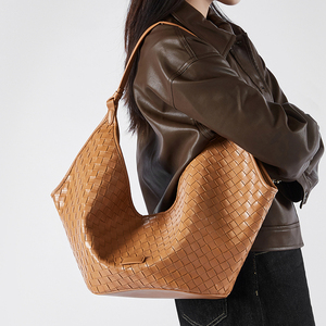 Guangzhou OEM Sacs à main <span class=keywords><strong>femme</strong></span> Usine Gros Élégant Grand Tissé Cuir Véritable <span class=keywords><strong>Sac</strong></span> à Main Tote Épaule Messenger pour <span class=keywords><strong>Femme</strong></span> - Product Image 1