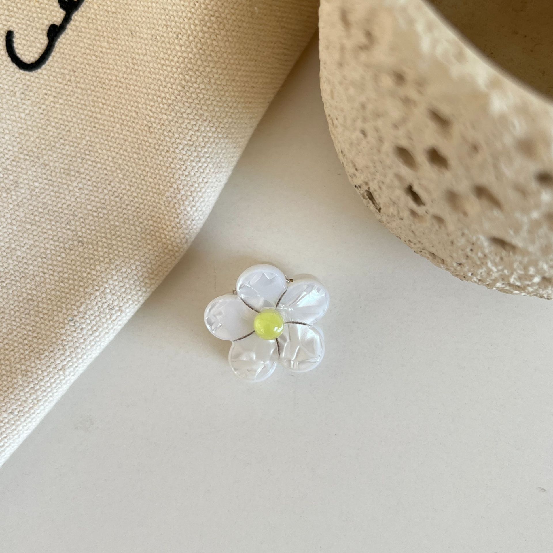 white little flowers