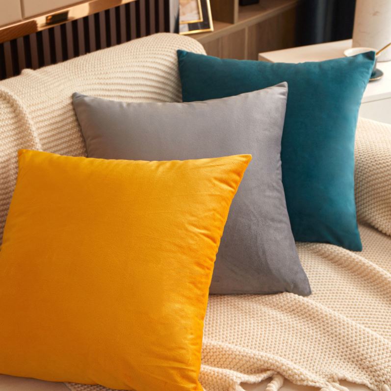 Wholesale Custom 45 X 45 cm Luxury Sofa Pillow Cases Velvet Pillow Cushion Cover