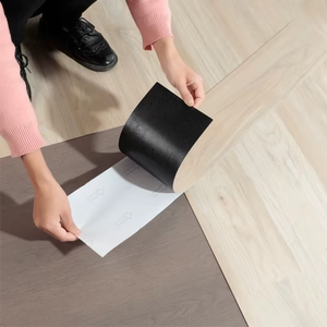 2mm 3mm legno asciutto <span class=keywords><strong>PVC</strong></span> LVT buccia e bastone autoadesivo impermeabile a prova di fuoco <span class=keywords><strong>piastrelle</strong></span> per pavimenti per supermercato camera da letto <span class=keywords><strong>cucina</strong></span> - Product Image 1