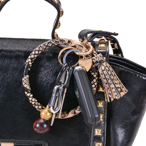 Commercio all'ingrosso di Cuoio DELL'UNITÀ di elaborazione Braccialetto <span class=keywords><strong>Portachiavi</strong></span> Chiave Anello Del Braccialetto In Pelle Nappa <span class=keywords><strong>Portachiavi</strong></span> - Product Image 4