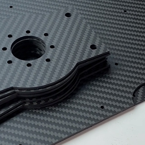 Plaque en fibre de carbone légère SHENYU, forme personnalisée, découpe CNC disponible pour l'automatisation - Product Image 1