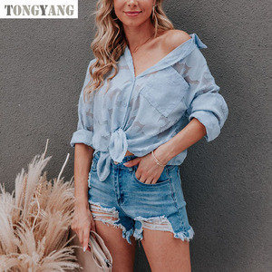 TONGYANG 메쉬 시스루 긴 소매 흰색 셔츠 여성 스트리트웨어 자카드 버튼 다운 셔츠 여성 오버사이즈 블라우스 상의 - Product Image 4