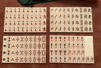 Ensemble de Mahjong de luxe 160 pièces en acrylique américain sculpté avec bordure dorée, pour 4 joueurs, tuiles de Mahjong colorées artistiques, jeu de table, cadeau de fête