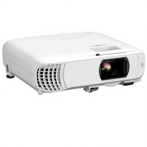 Proyector Home Cinema 980 de 3 Chips 3LCD 1080p, 4,000 Lúmenes de Brillo en Color y Blanco, para Streaming, Juegos y Sala Multimedia, Integrado - Product Image 1