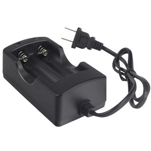 เครื่องชาร์จแบตเตอรี่แบบสองช่องโรมอน 18650 ชาร์จแบบตั้งโต๊ะพร้อมระบบป้องกันการชาร์จเกินสำหรับแบตเตอรี่มาตรฐาน - Product Image 5