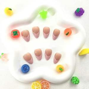 Prensa de almendras en las <span class=keywords><strong>uñas</strong></span>, Punta francesa Rosa corta, líneas estéreo, diseño de pegamento en la cubierta completa desnuda, acrílico Artificial brillante para niñas, 24 Uds. - Product Image 3