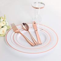 Services de table en plastique pour fêtes, décorations de table de mariage, serviettes, assiettes, couverts, gobelets, vaisselle de traiteur pour toutes les occasions