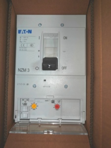 Interruptor Automático de Caja Moldeada (MCCB) de Bajo Voltaje NZM Serie NZMN3-AE630 630A 3P 440V CE CCC ISO para Distribución de Energía - Product Image 4