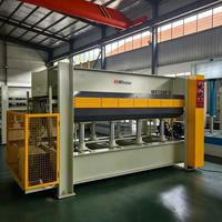 Presse à chaud automatique pour le travail du bois 3500*1300mm, presse à chaud hydraulique pour le laminage du bois, pour panneaux de particules et panneaux de fibres