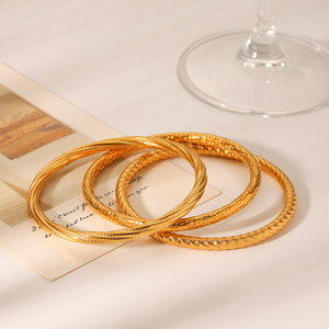<span class=keywords><strong>Bracciale</strong></span> H&C all'ingrosso da donna, delicato, placcato <span class=keywords><strong>oro</strong></span> 18K, in acciaio inossidabile, impermeabile, non si ossida, impilabile, gioiello regalo - Product Image 3